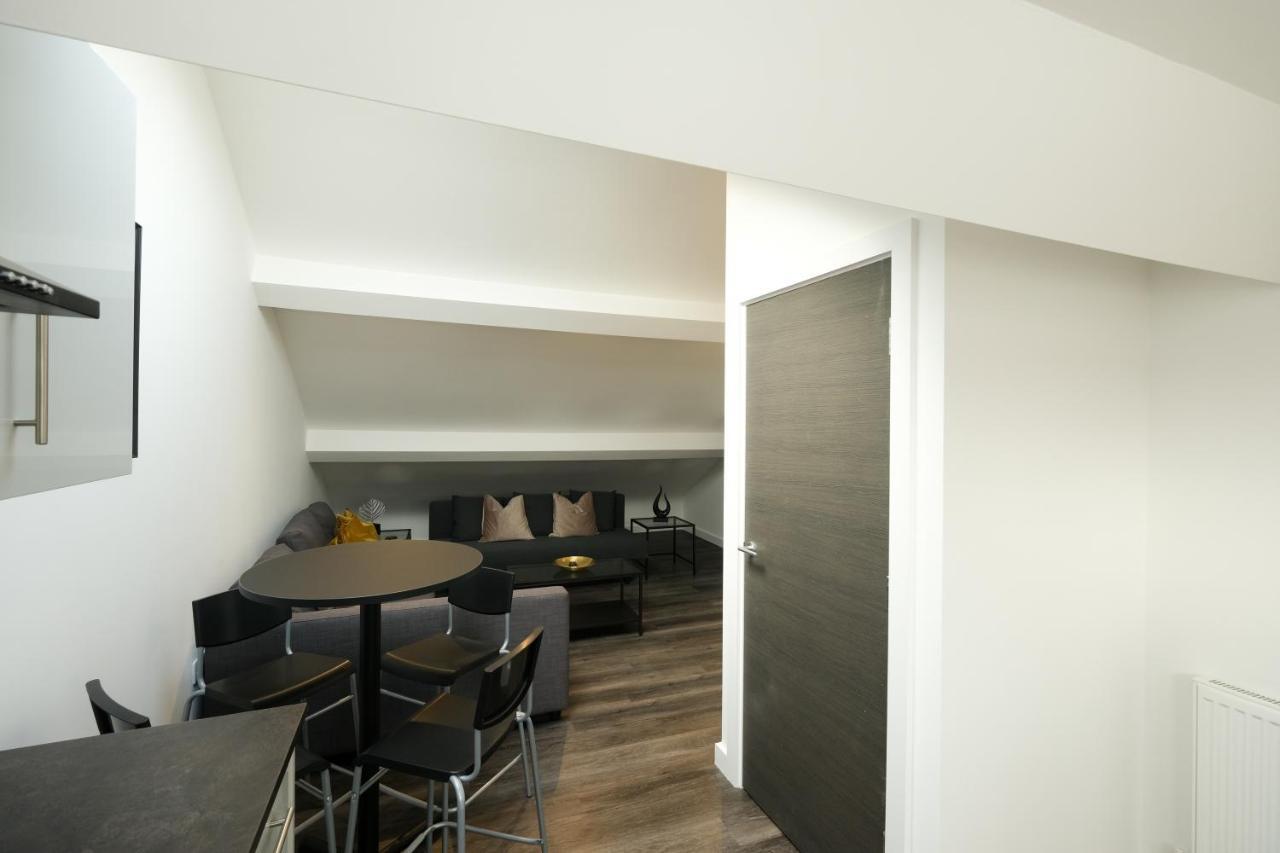 Air Host And - Lewbry House Apartments, Liverpool, Uk *