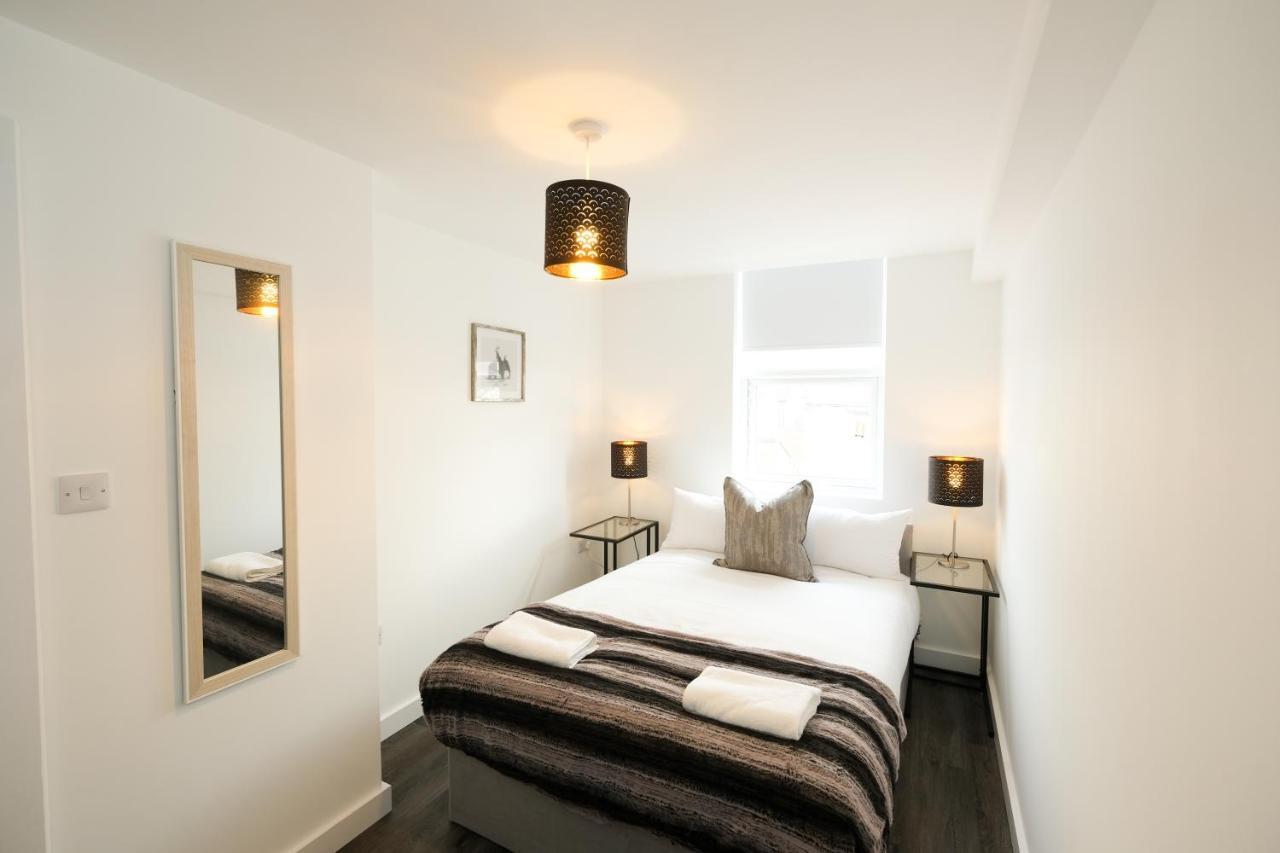 Apartment Air Host And - Lewbry House Apartments, Liverpool, Uk *